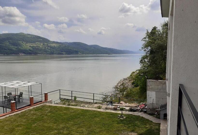 膳宿费 Cazanele Dunarii La Cumatru