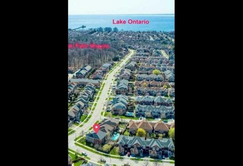 ペンション Cozy Apartment In Oakville , Ontario , Canada