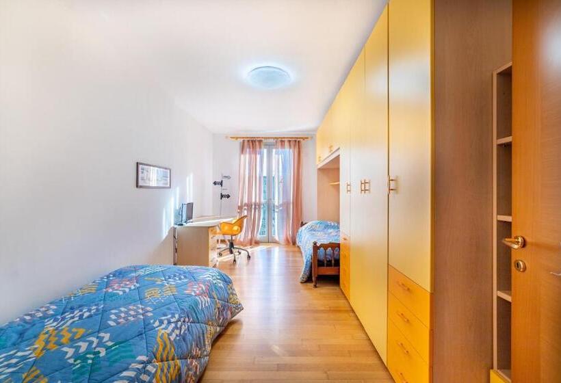 פנסיון Feel Like Home