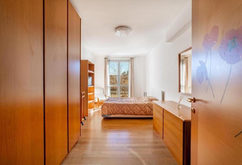 פנסיון Feel Like Home