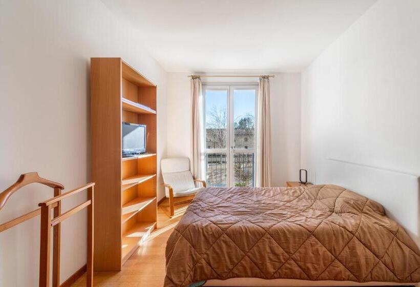 פנסיון Feel Like Home