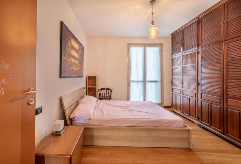 פנסיון Feel Like Home