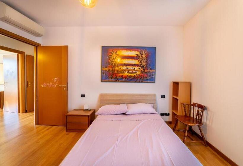 פנסיון Feel Like Home