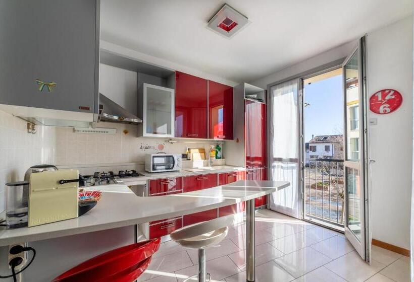 פנסיון Feel Like Home