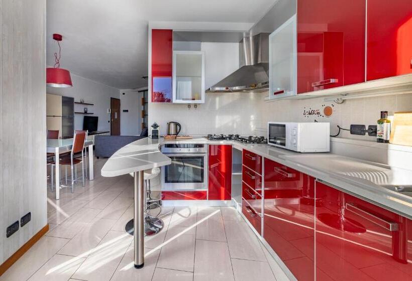 פנסיון Feel Like Home