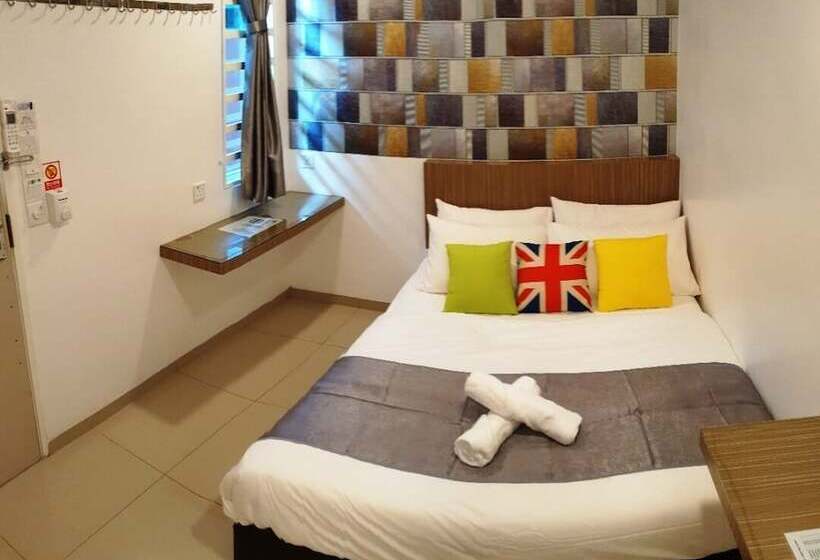 بنسيون Garden 96 Inn