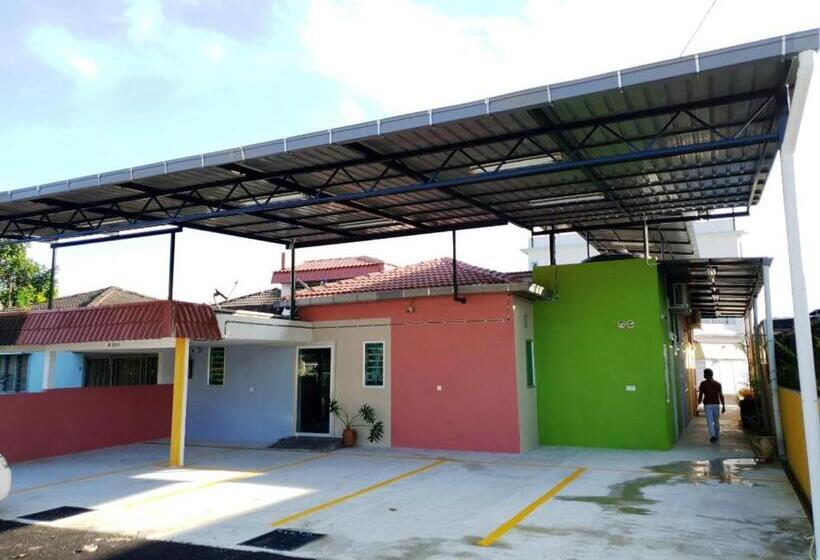 بنسيون Garden 96 Inn