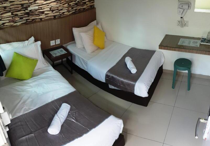 بنسيون Garden 96 Inn