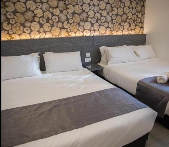 بنسيون Garden 96 Inn