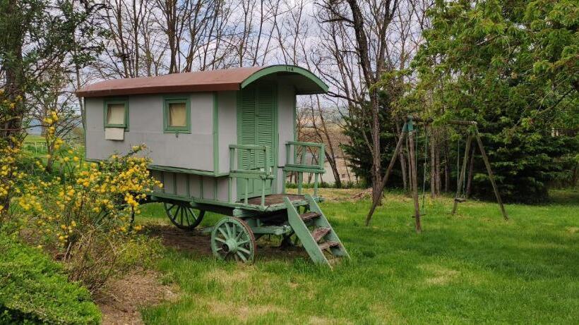 Пансион Les Divines Bourgogne