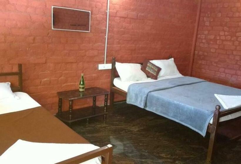 Пансион Maravakandy Farm And Guest House