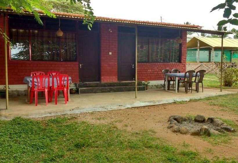 Пансион Maravakandy Farm And Guest House