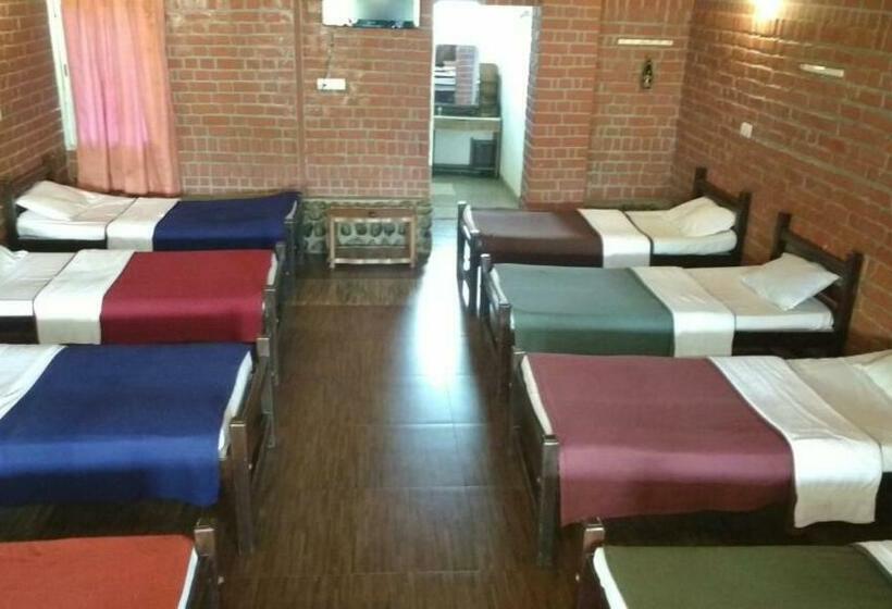 Пансион Maravakandy Farm And Guest House