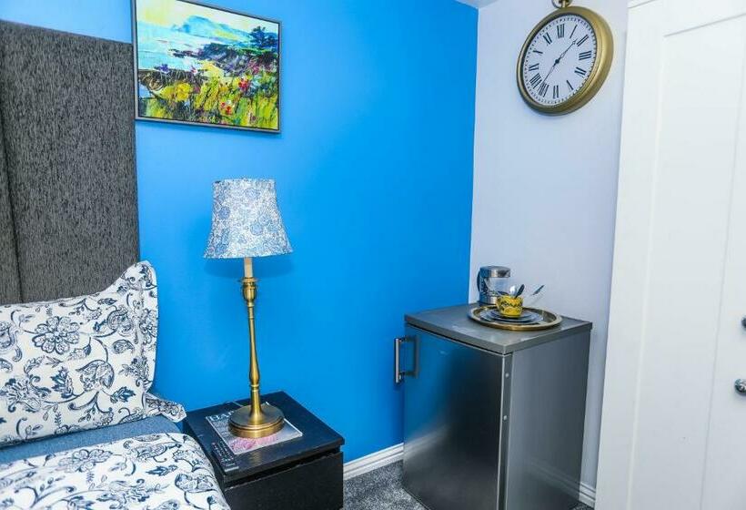 Пансион Surebillionaire Homes