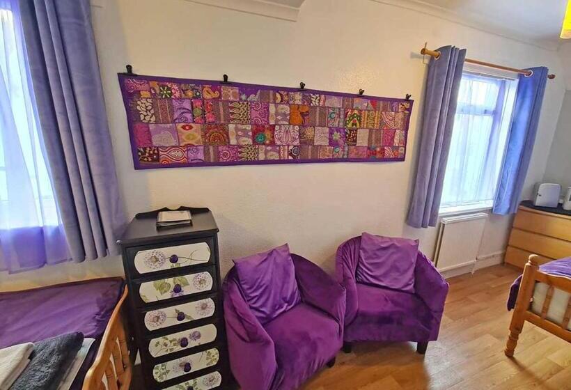 پانسیون The Miggi Vegan Guesthouse