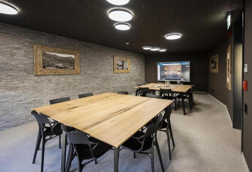 6532 Smart Hotel   Self Check In