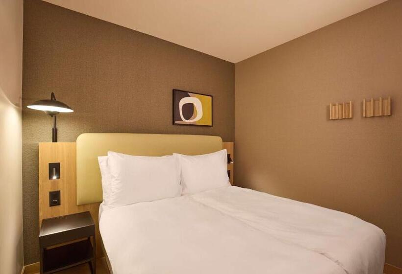 Adina Apartment Hotel Geneva