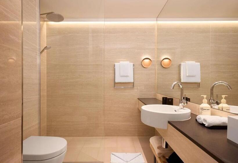 Adina Apartment Hotel Geneva