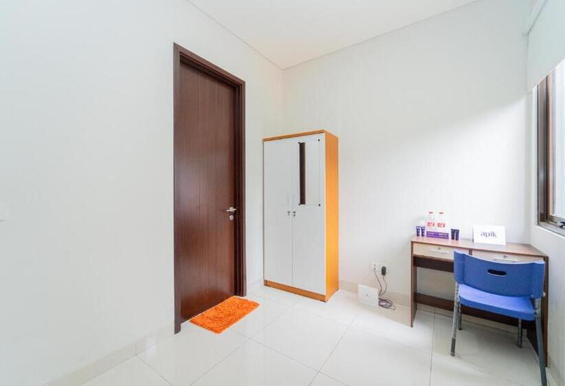 הוסטל Apik Kamila Bsd