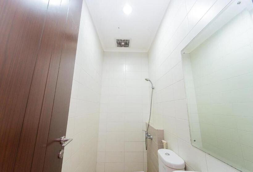 فندق صغير Apik Kamila Bsd