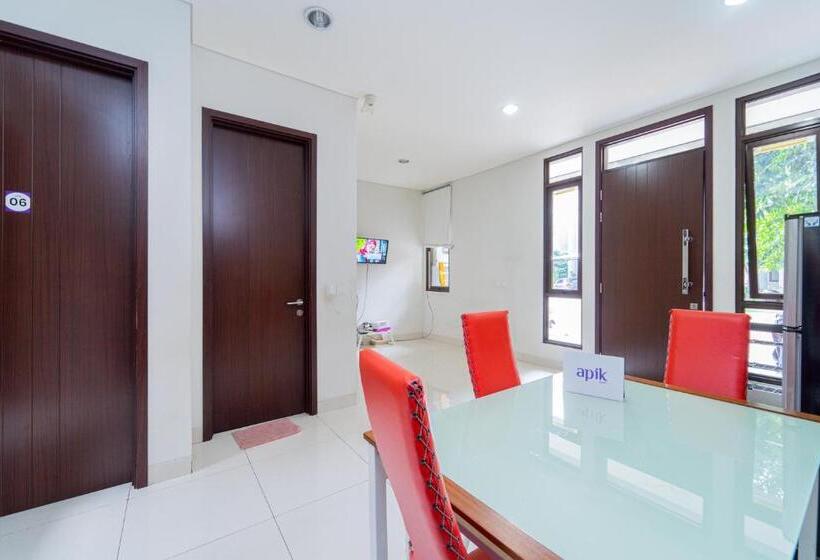 הוסטל Apik Kamila Bsd