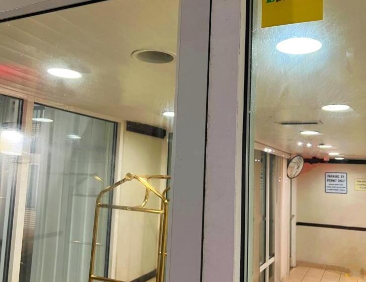 Bposhtels Charlotte   Hostel