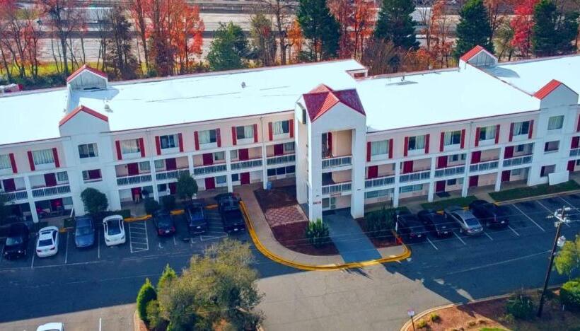 Bposhtels Charlotte   Hostel