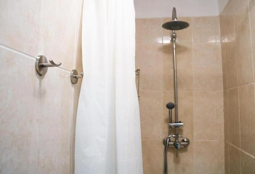 ユースホステル Ocean Nomads Coworking