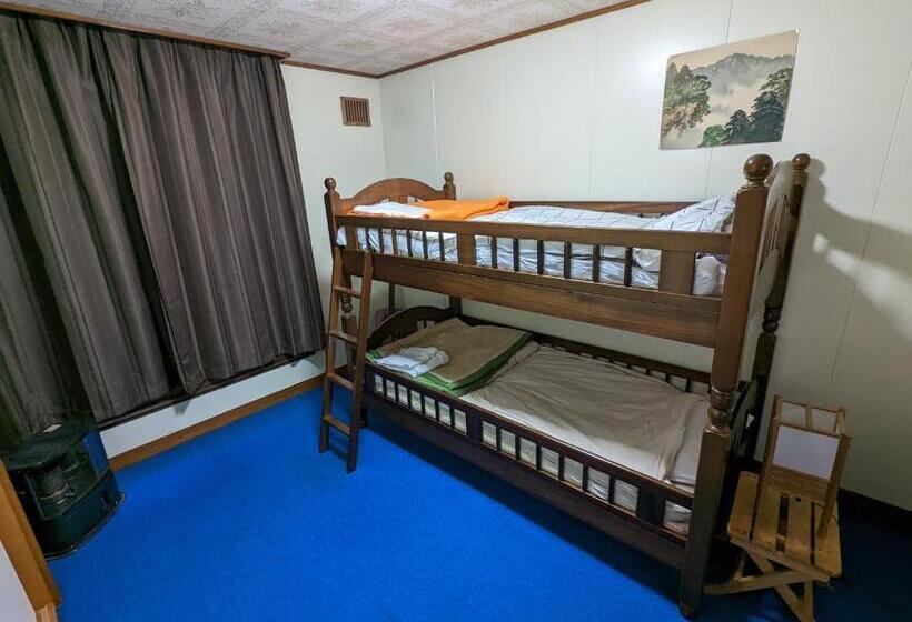 הוסטל Yukiumi House