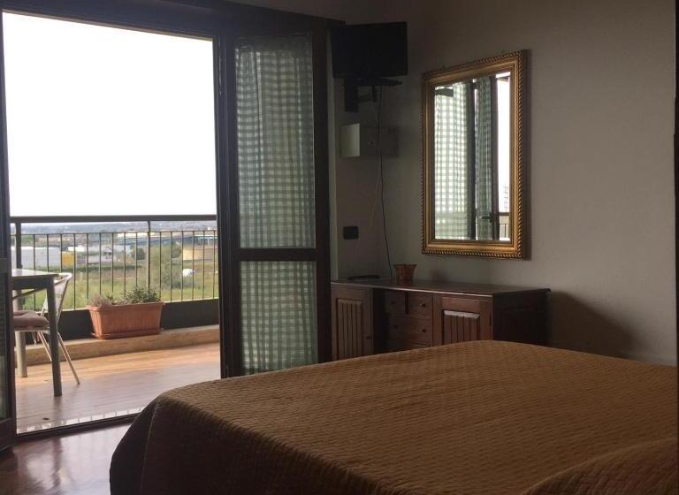 민박 Bb Nuova Fiera Di Roma