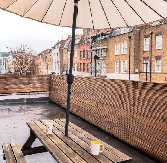 צימר City Lodge Shadwell