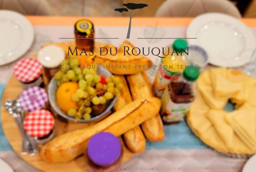 تختخواب و صبحانه Le Mas Du Rouquan