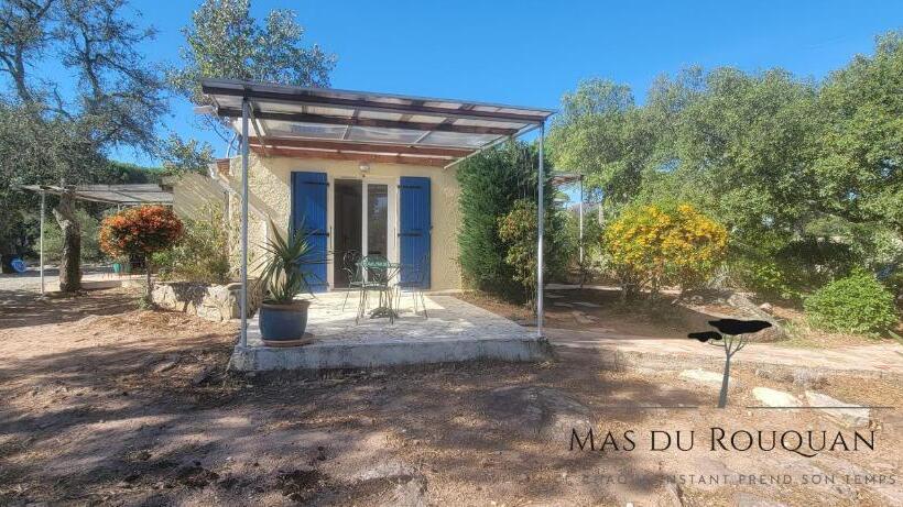 Bed and Breakfast Le Mas Du Rouquan