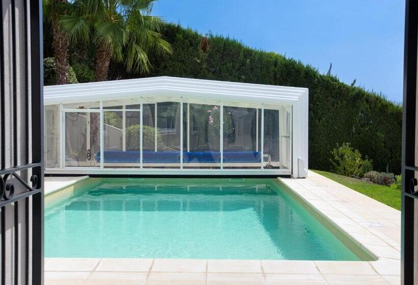 مبيت وإفطار Les Chambres D Hôtes De Mougins