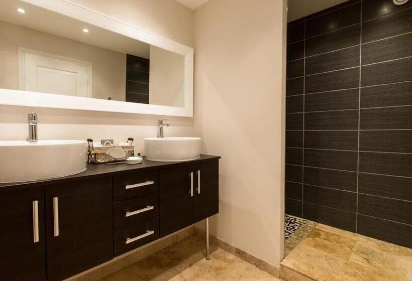 مبيت وإفطار Les Chambres D Hôtes De Mougins