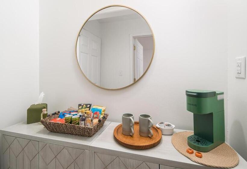 مبيت وإفطار The Wanderer Guesthouse