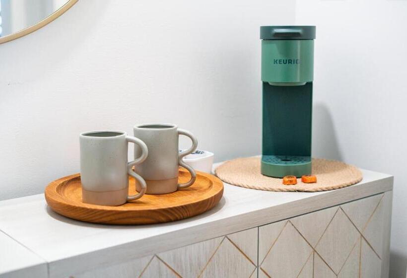 مبيت وإفطار The Wanderer Guesthouse