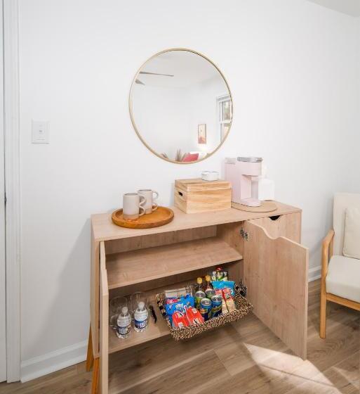 مبيت وإفطار The Wanderer Guesthouse