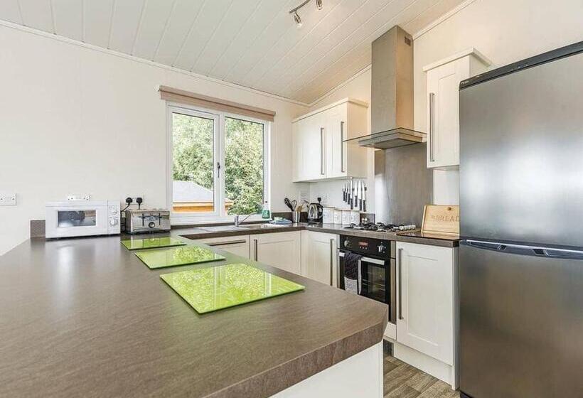 منتجع Bucklegrove Holiday Park