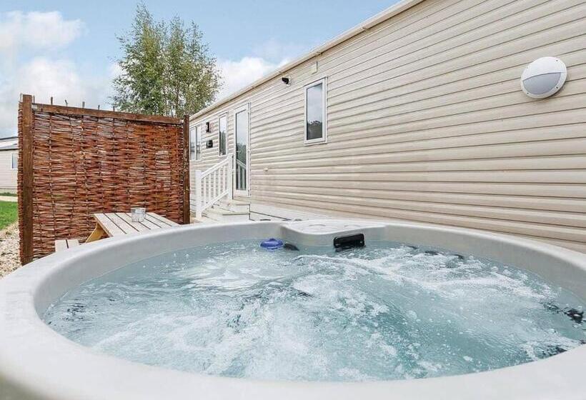 منتجع Bucklegrove Holiday Park