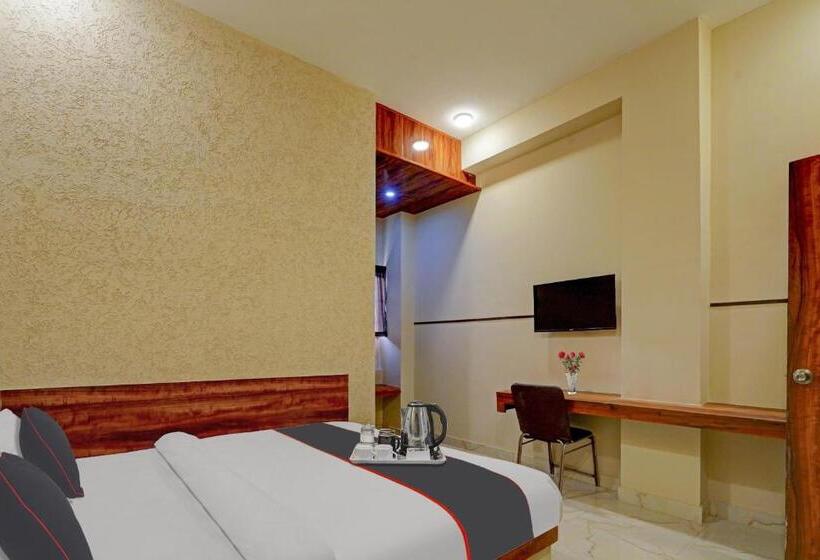 Отель Collection O Wonders