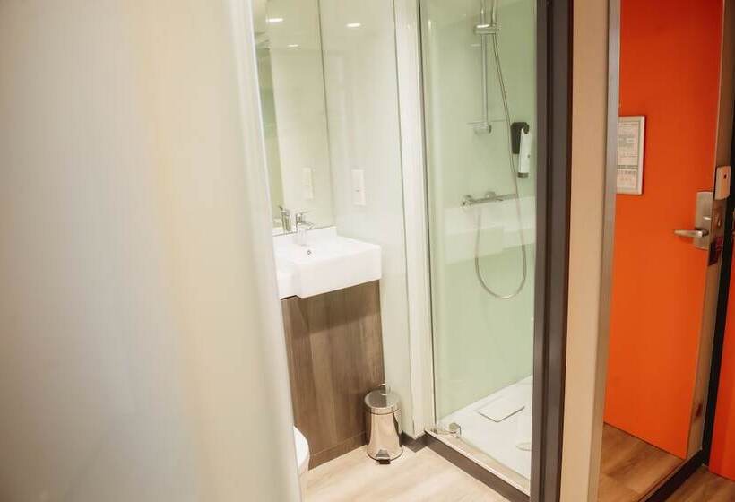 Easyhotel Paris Nord Aubervilliers