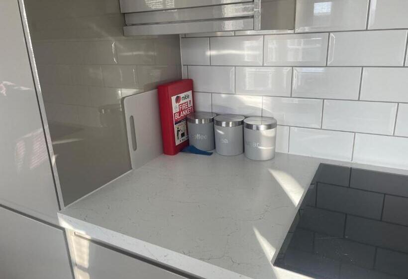 Harper Luxe Serviced Apartments Dunstable