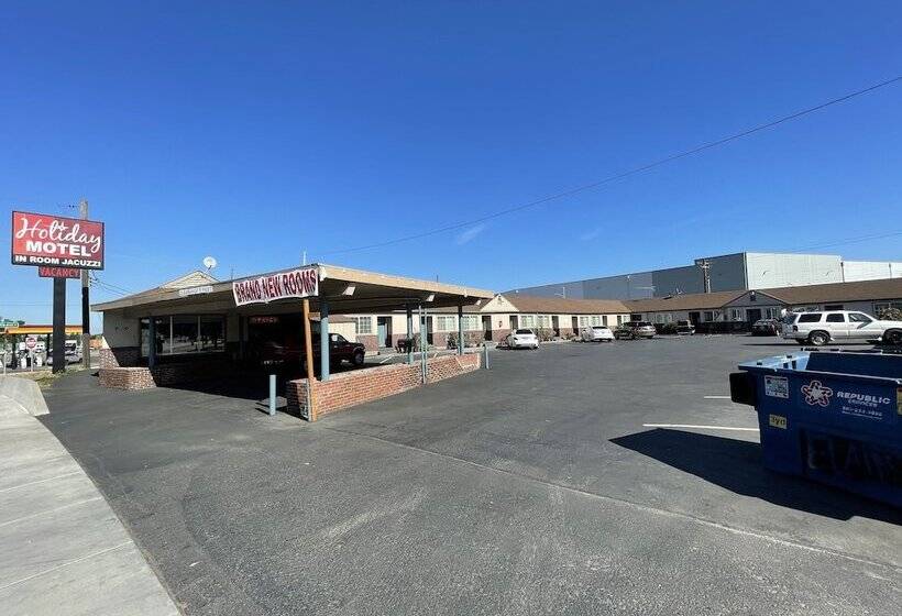 Holiday Motel