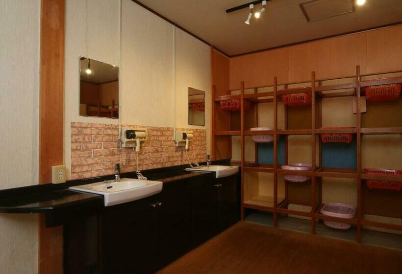 בית מלון כפרי Guest Room Furusatomura Kogeikan