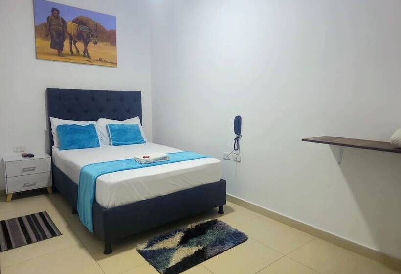 Отель Anajirawaa