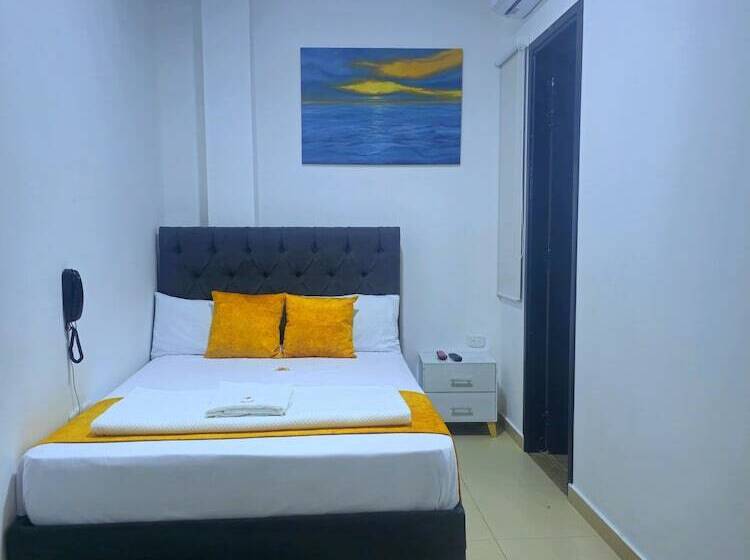 Отель Anajirawaa