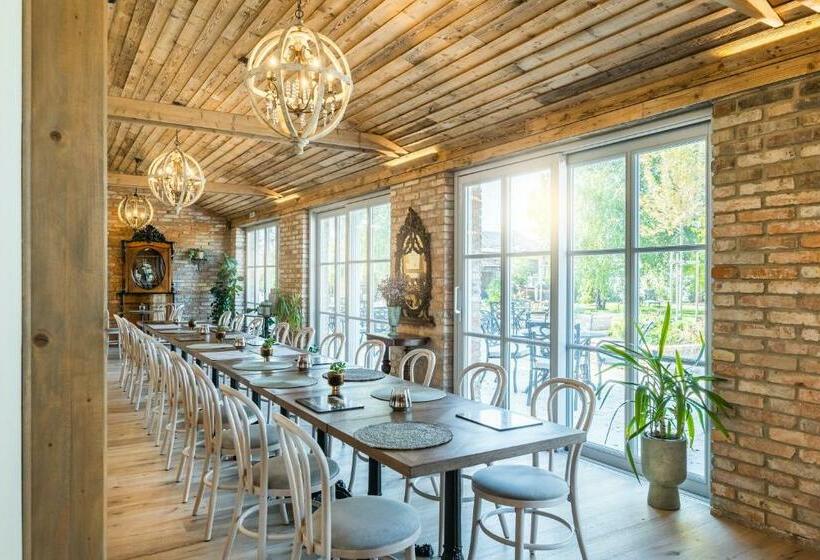 ホテル Arkady Hof