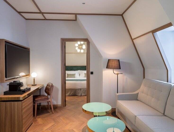 Canfranc Estación, A Royal Hideaway Hotel   Gran Lujo