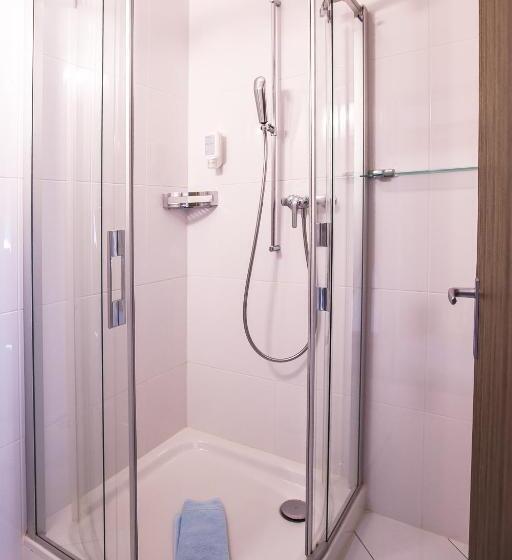 בית מלון כפרי Chalamandrin